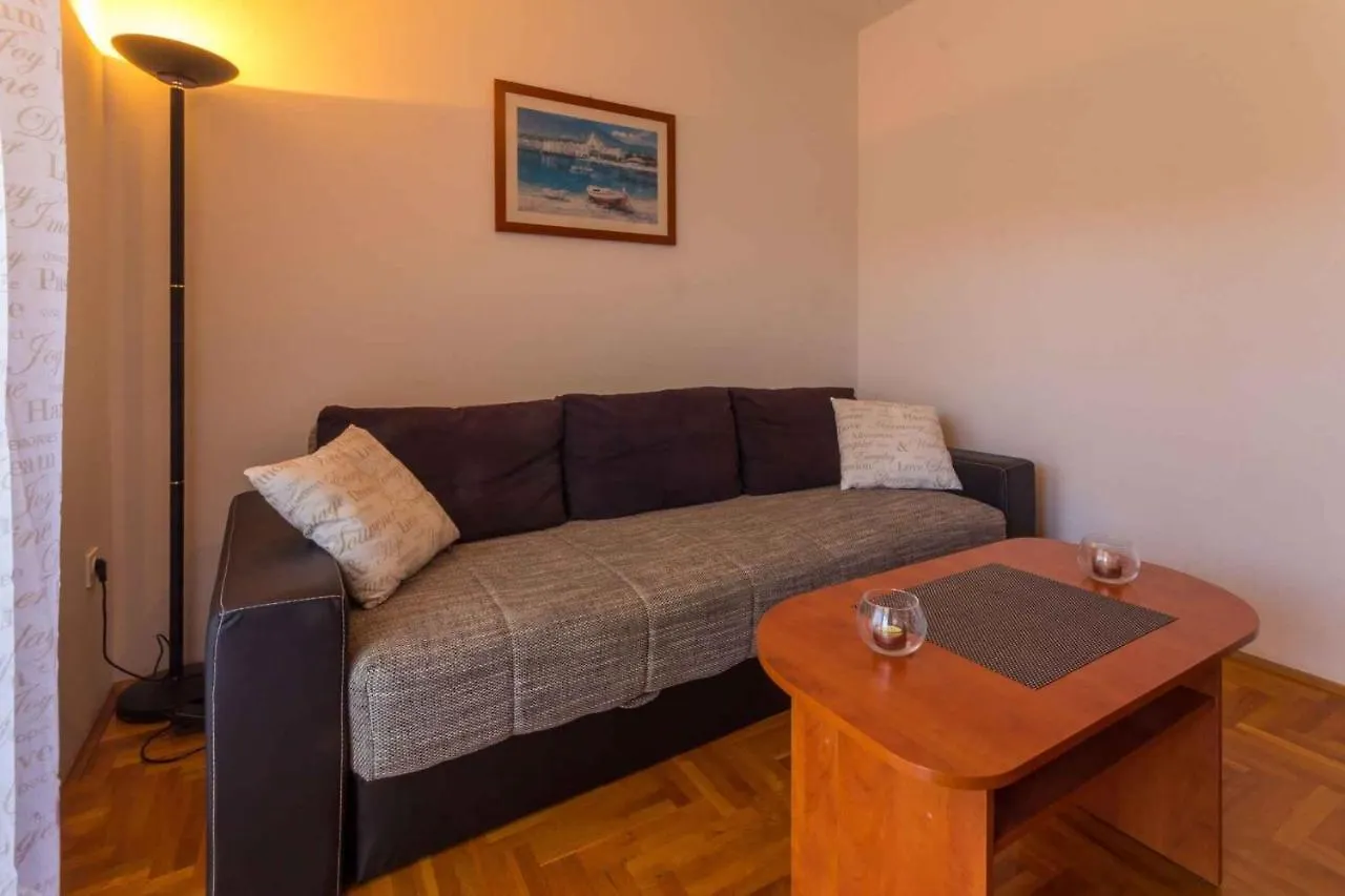 One-Bedroom Apartment In Crikvenica Lxxix Dramalj Chorwacja